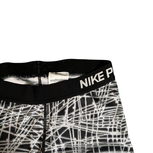 Nike Dri-FIT Pro Cool Tracer Training Capris Black 812063-010 Women's Small - Picture 6 of 11